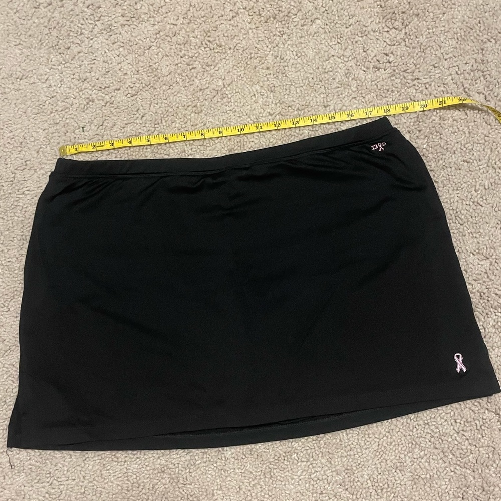 Izod Performance Black Skort with pockets XL Breast Cancer Awareness
